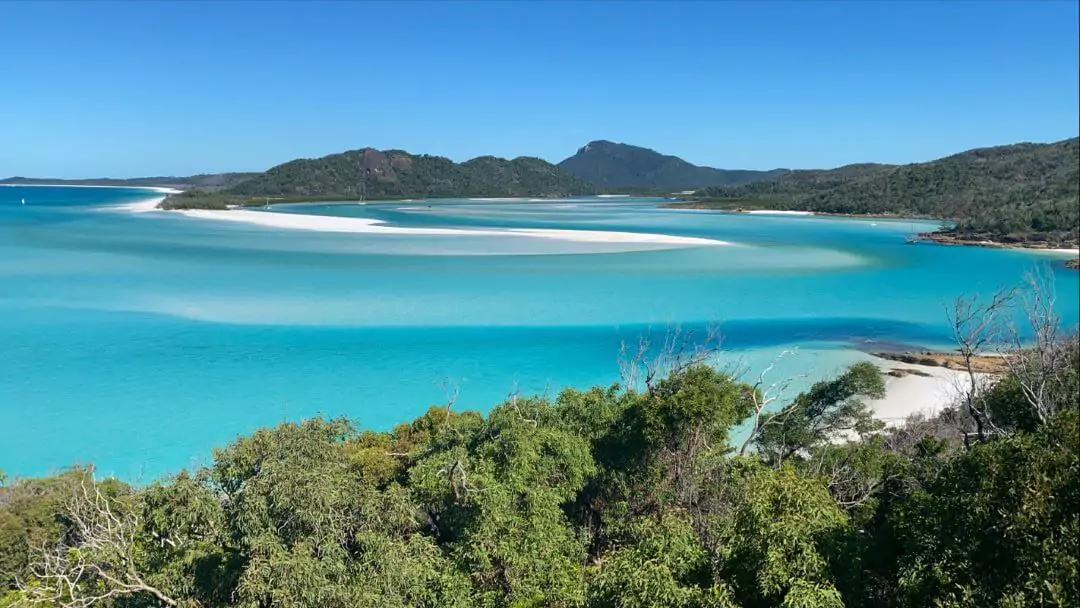 the whitsundays at airlie beach